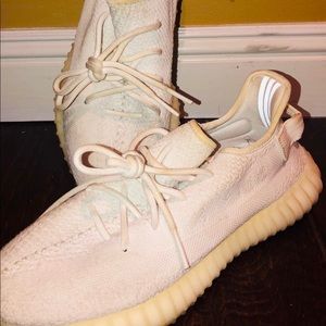 YEEZY 350 WHITE